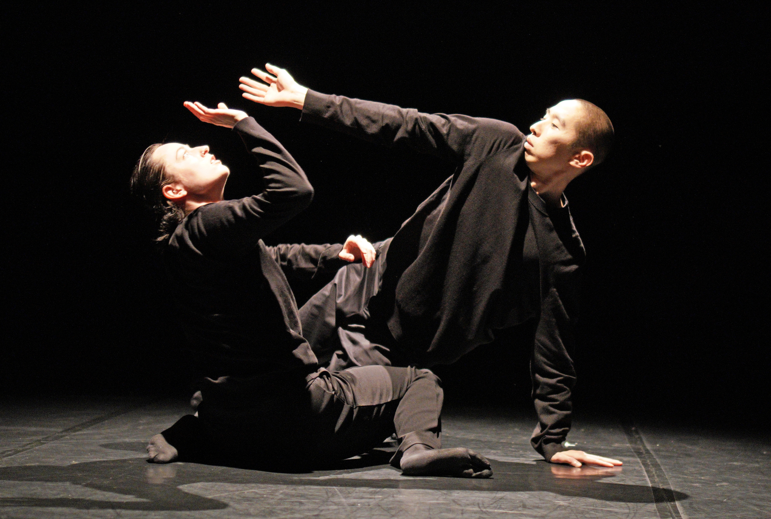 Liquid Angles Performance Image 3
